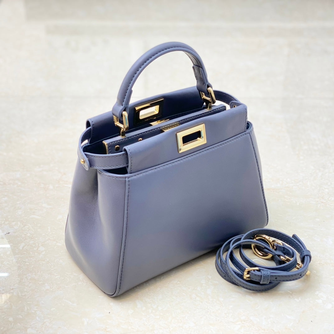 Amelia-  FND BAGS  - 201