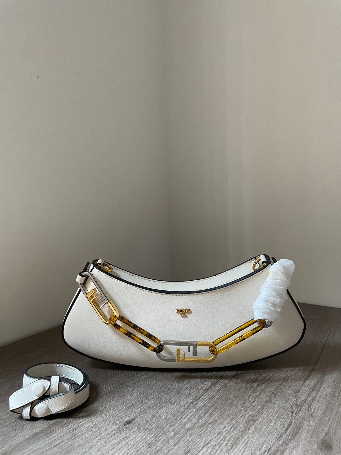 Amelia-  FND BAGS  - 193