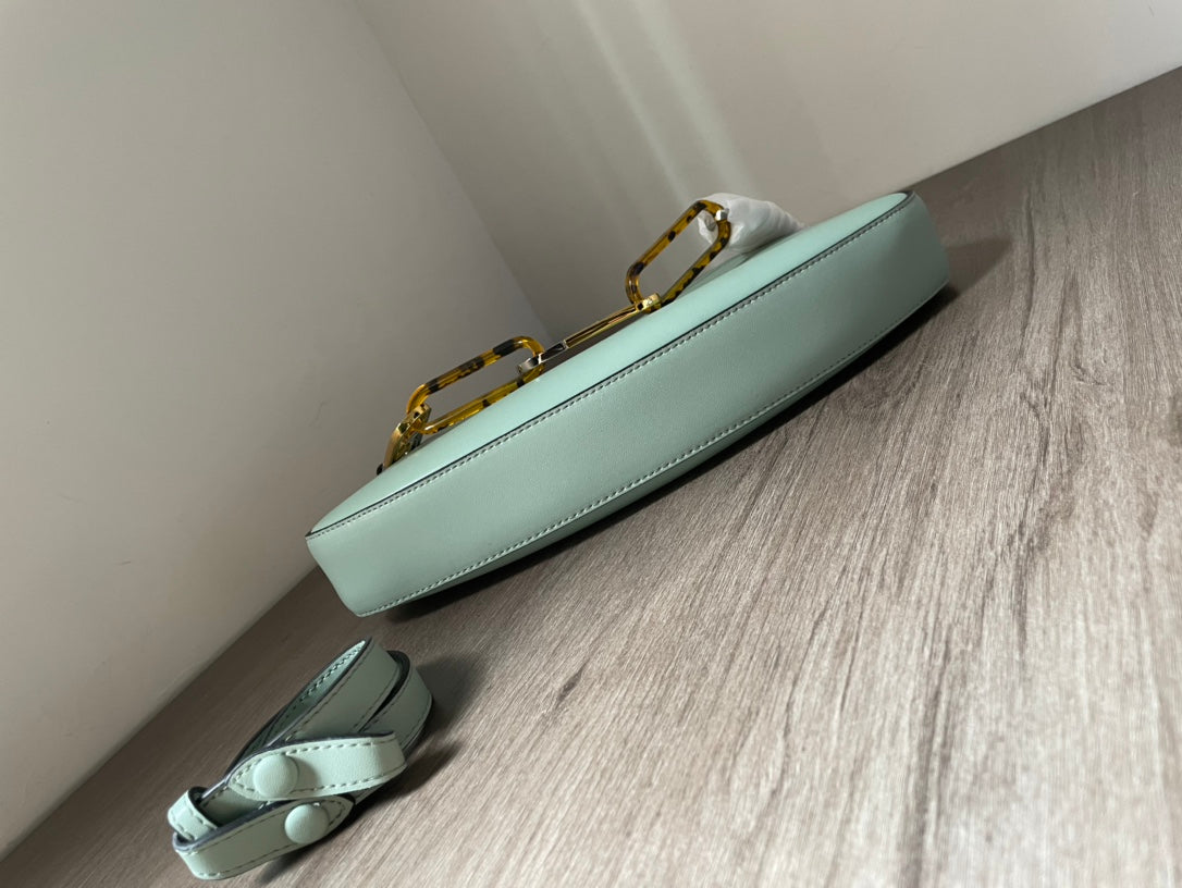 Amelia-  FND BAGS  - 188