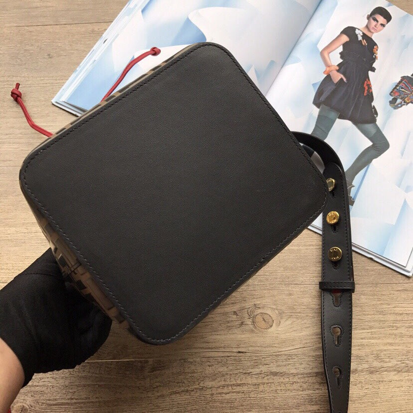 Amelia-  FND BAGS  - 104