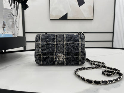 Chanel - Luxury Bag - CHL - 667