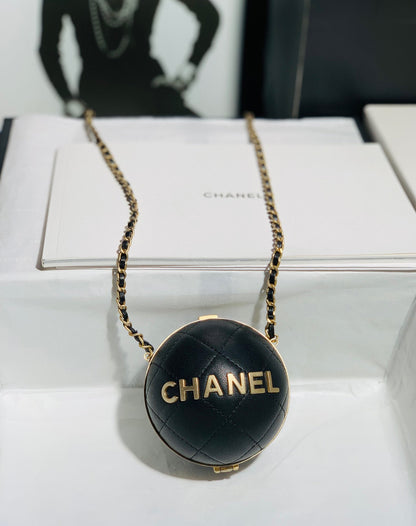 Chanel - Luxury Bag - CHL - 636
