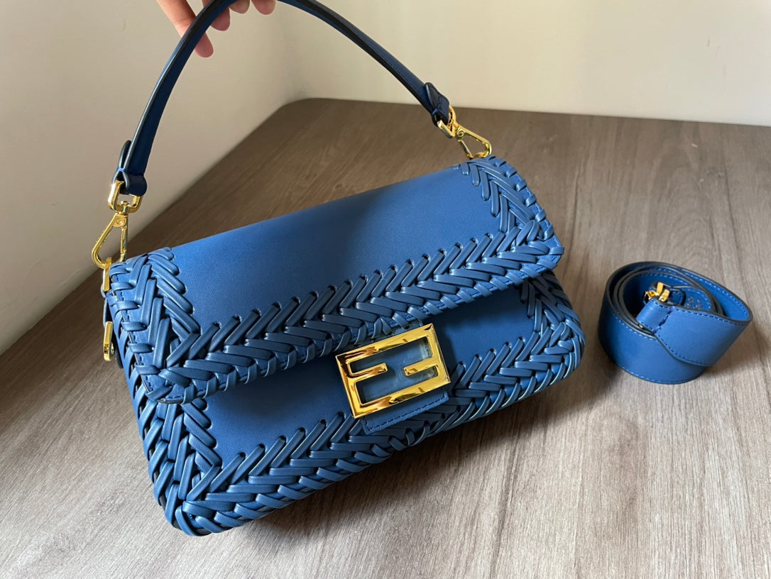 Amelia-  FND BAGS  - 132