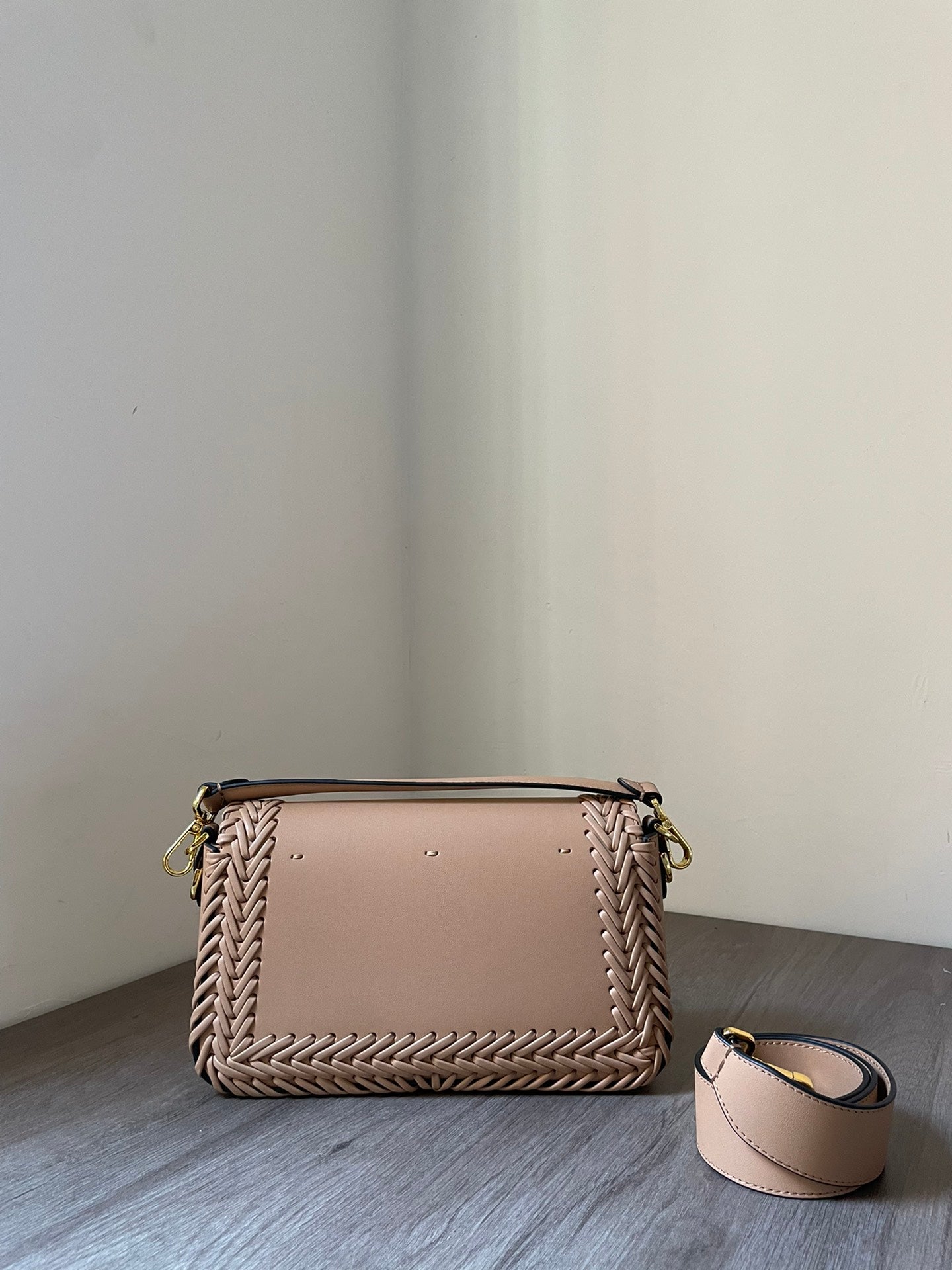 Amelia-  FND BAGS  - 130