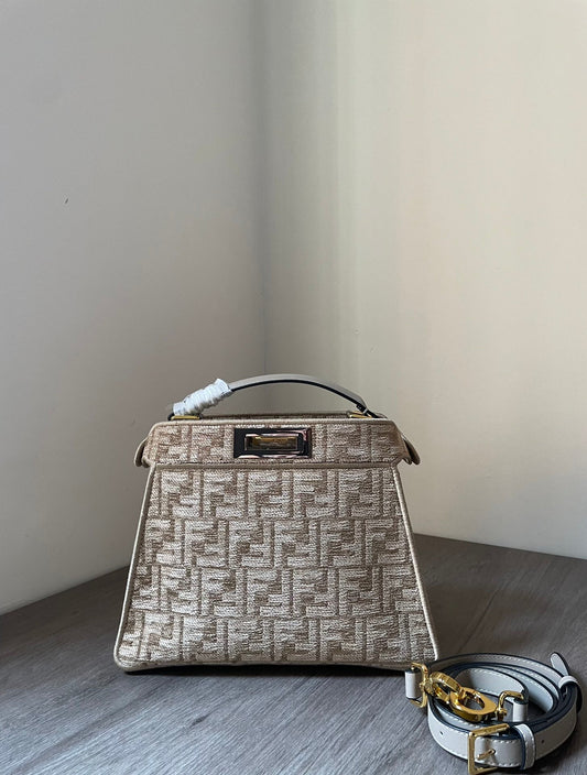 Amelia-  FND BAGS  - 140