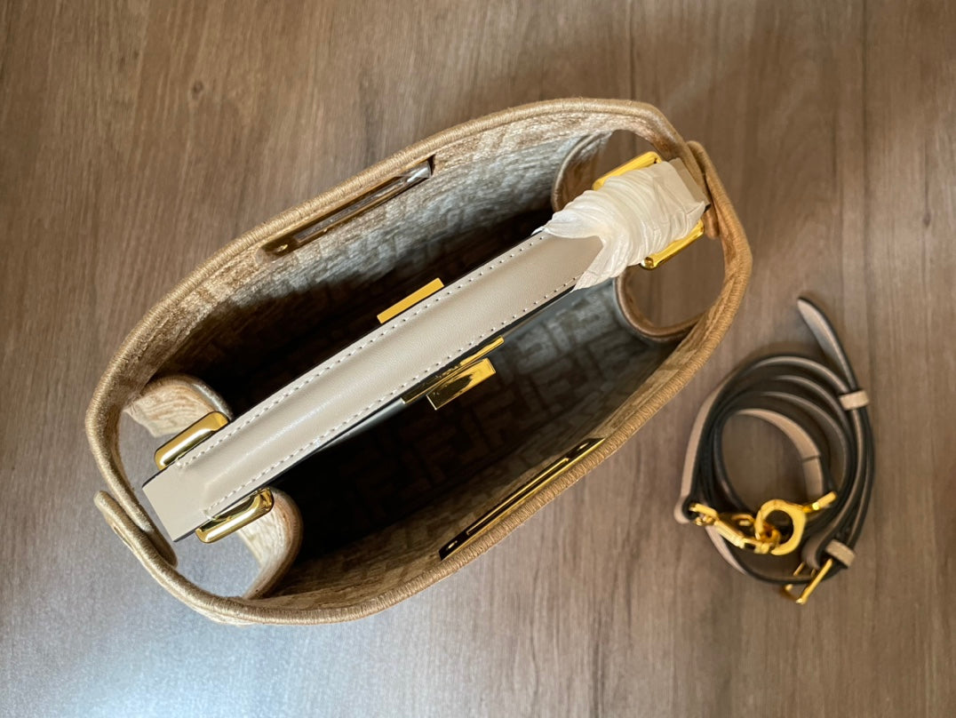 Amelia-  FND BAGS  - 140