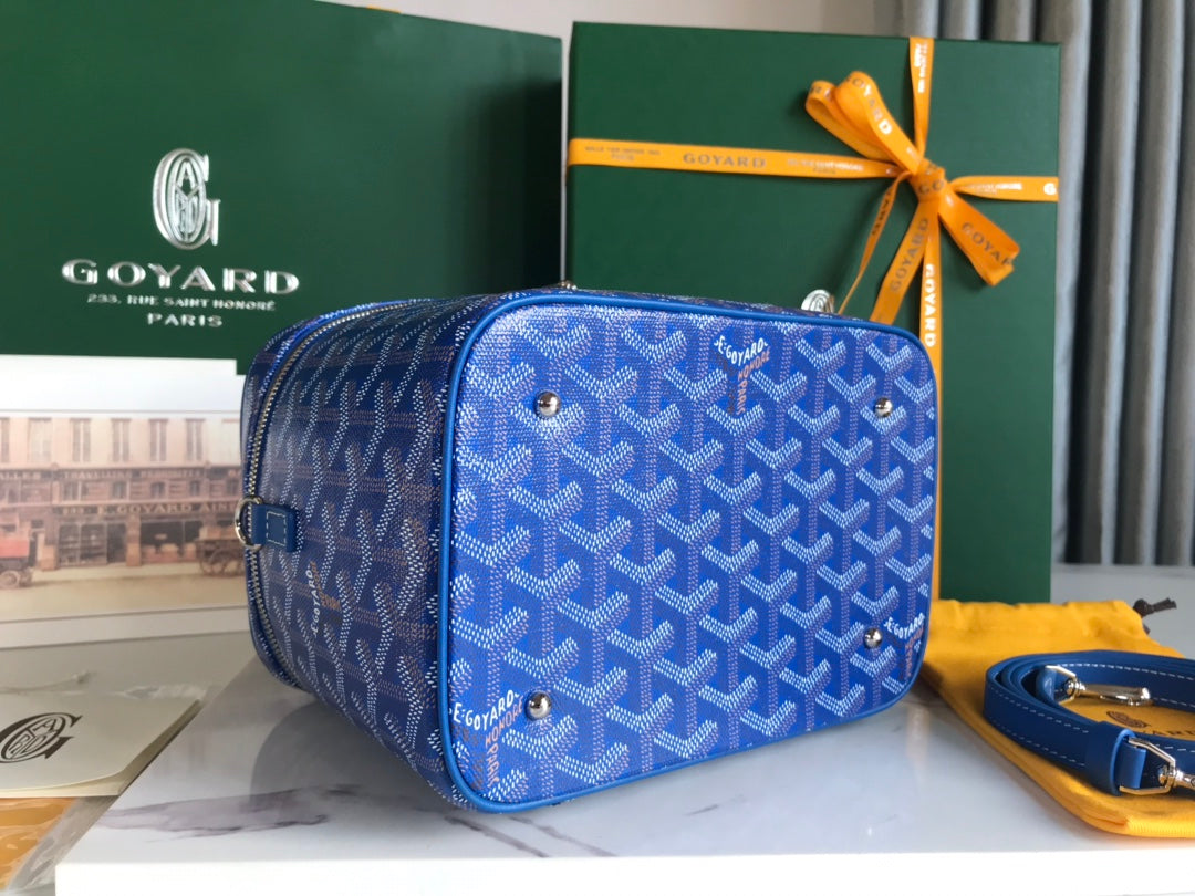 M VANITY CASE 20 IN BLUE GOYARDINE CANVAS by Amelia