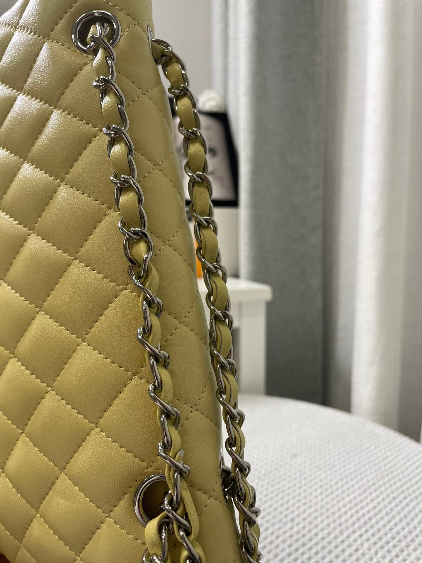 Chanel - Luxury Bag - CHL - 401