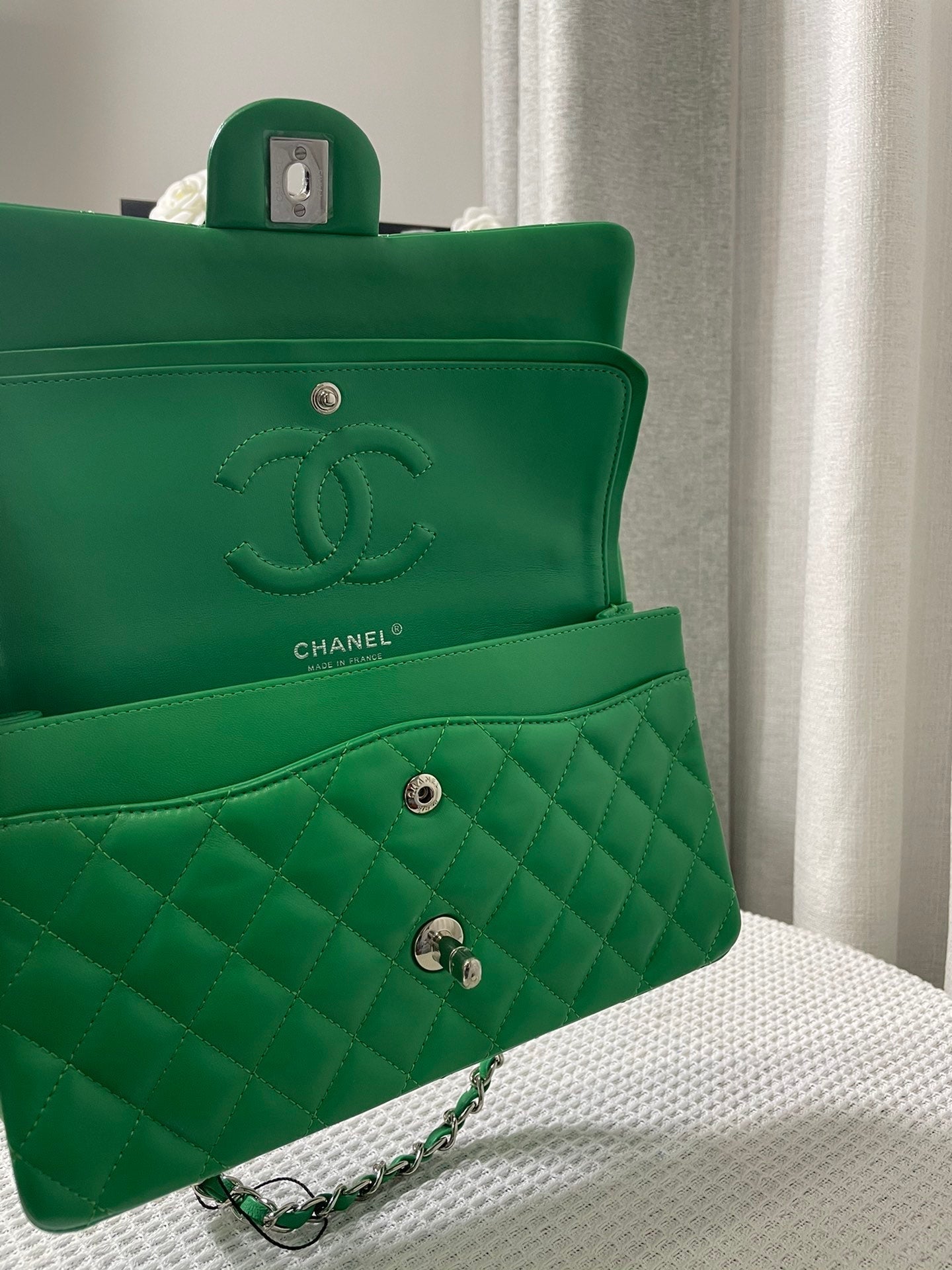 Chanel - Luxury Bag - CHL - 403