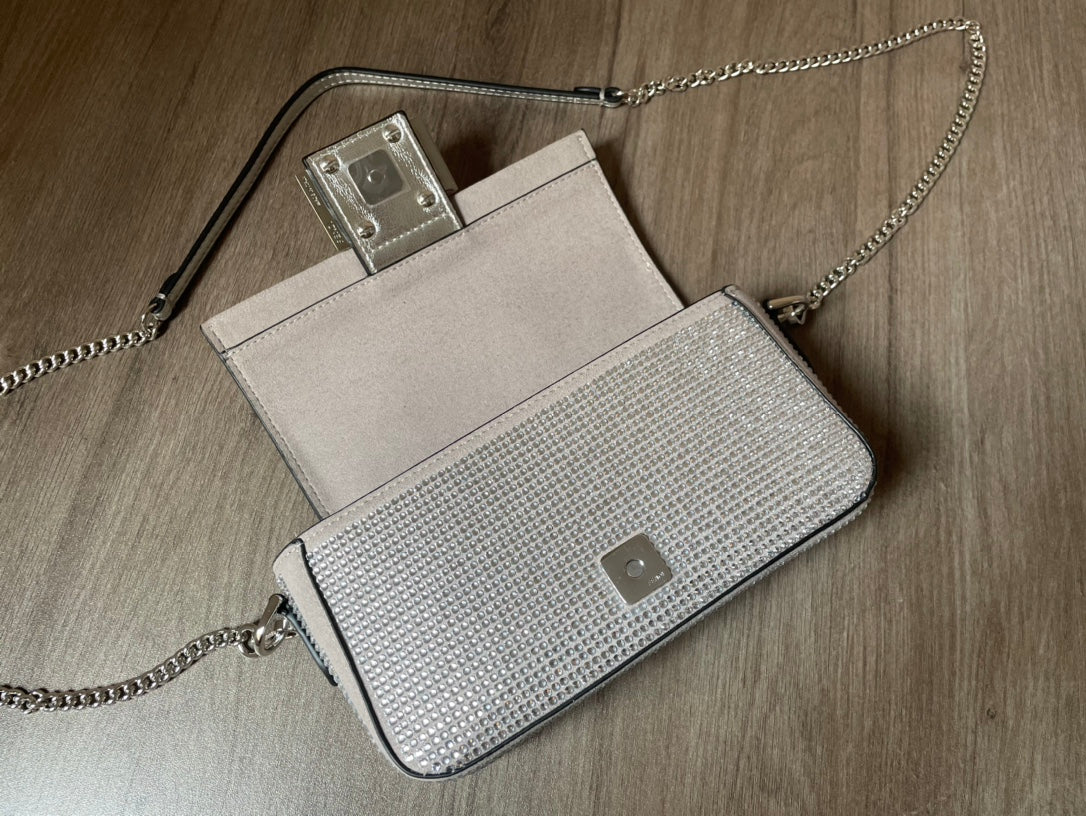 Amelia-  FND BAGS  - 073