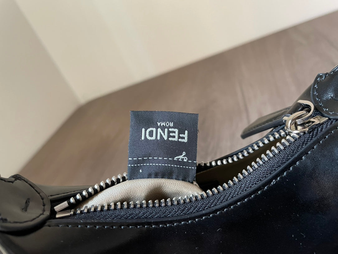 Amelia-  FND BAGS  - 064