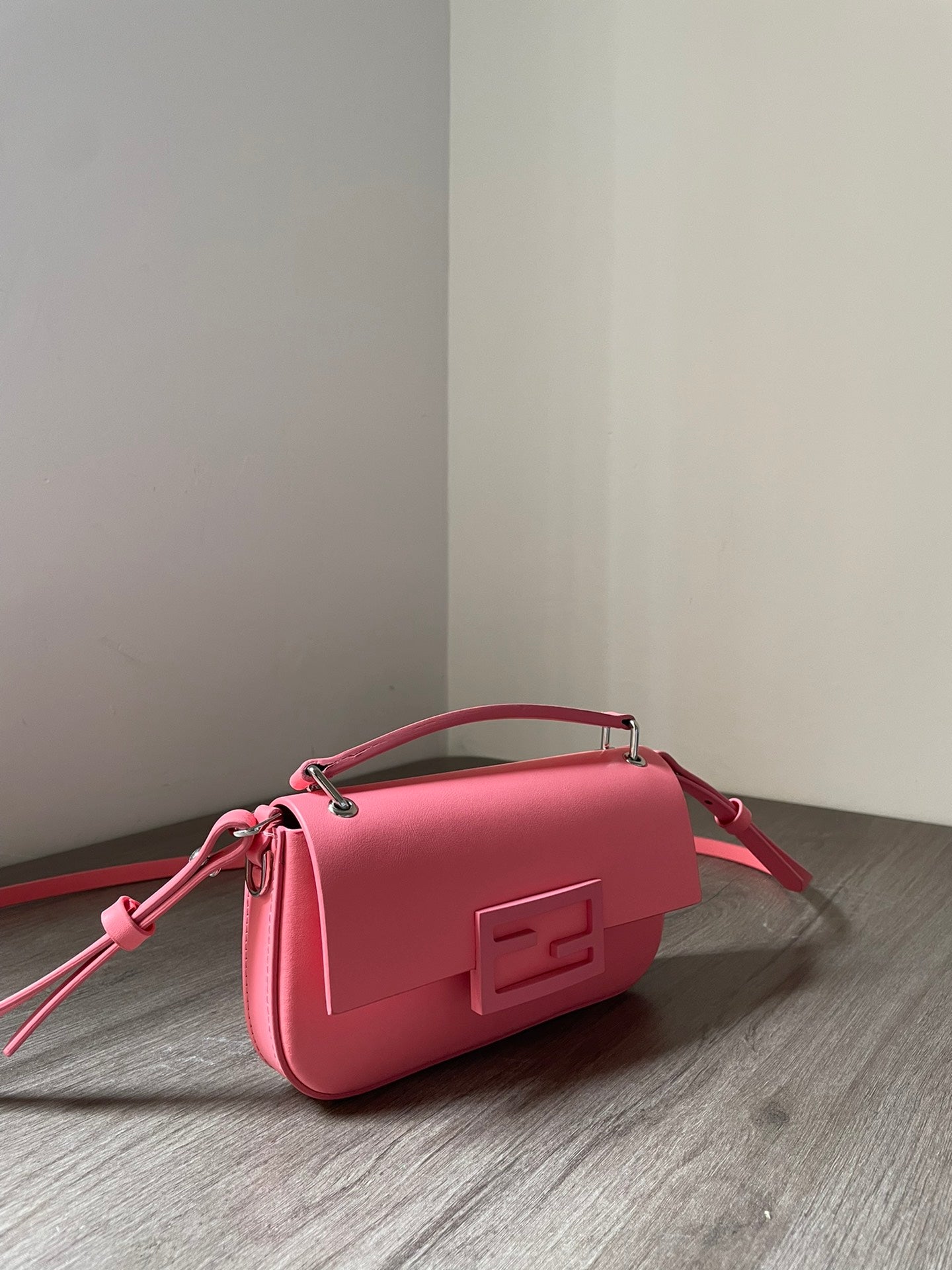 Amelia-  FND BAGS  - 054
