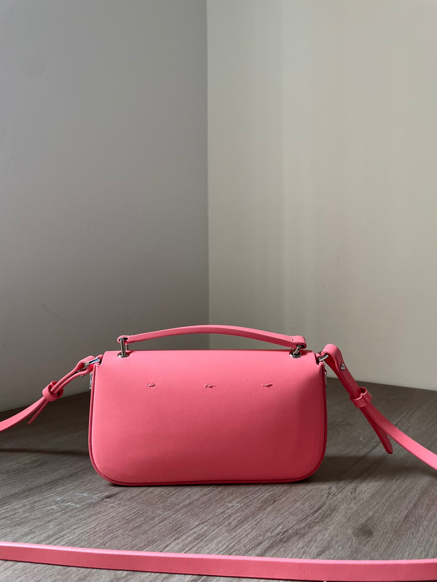 Amelia-  FND BAGS  - 054