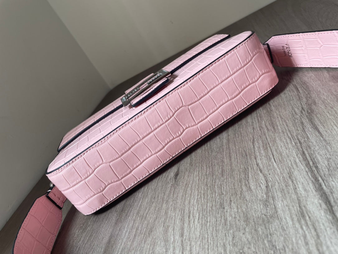 Amelia-  FND BAGS  - 037