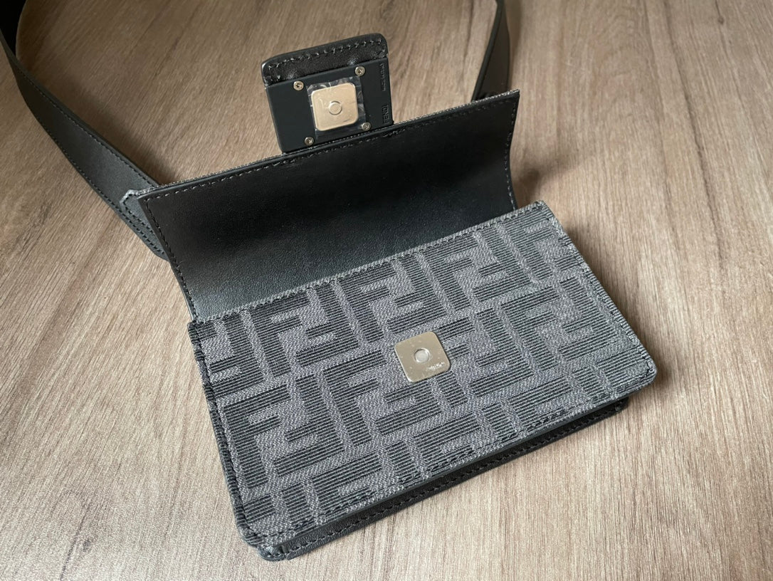 Amelia-  FND BAGS  - 010