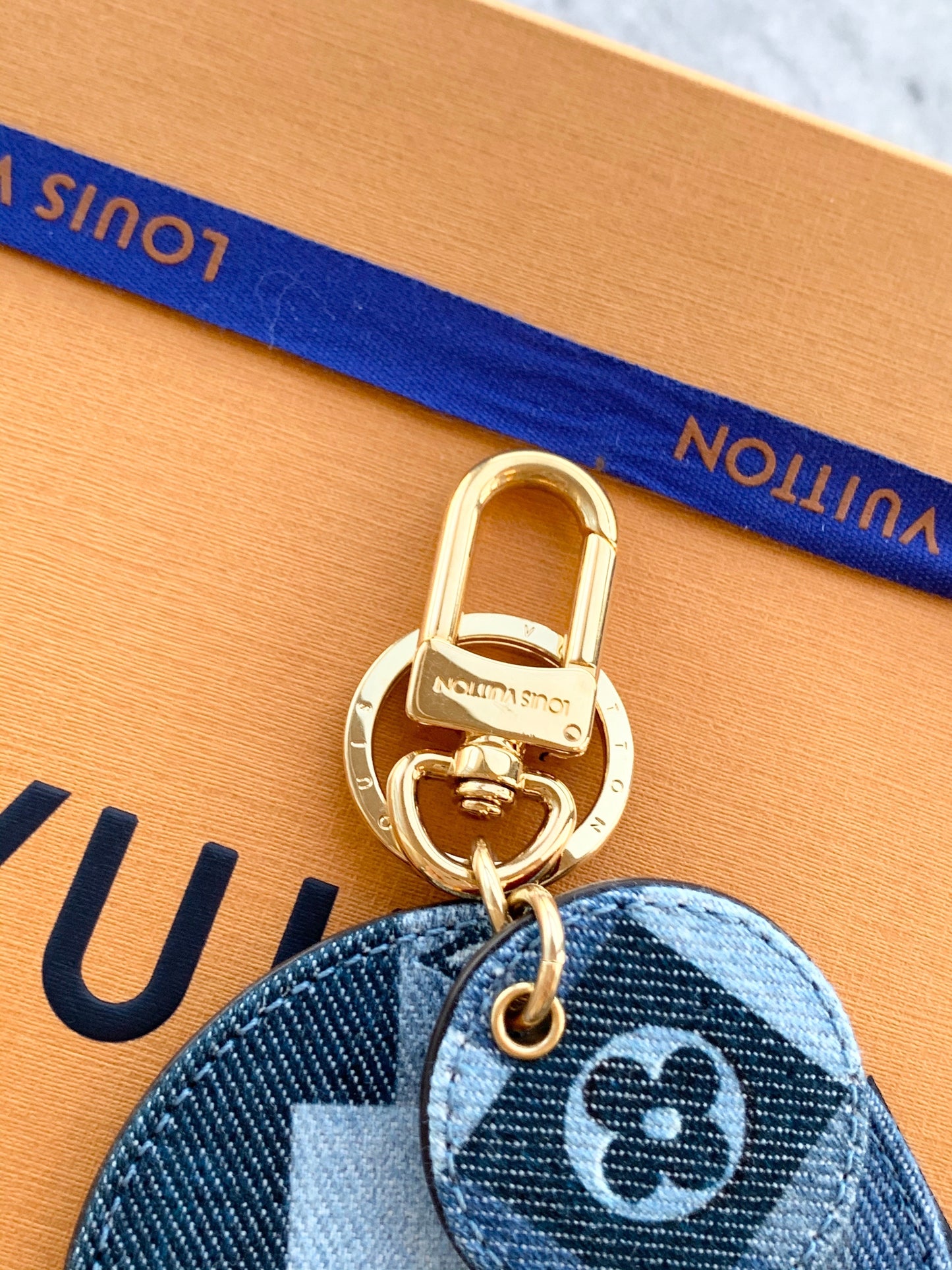 [ ]Louis Vuitton Denim Monogram Patchwork Bag Charm/Key Holder