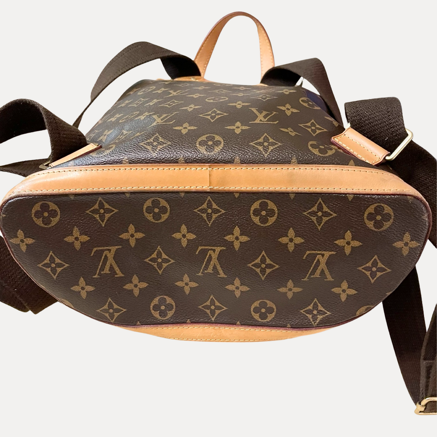 [ ] LOUIS VUITTON Monogram Bosphore Backpack