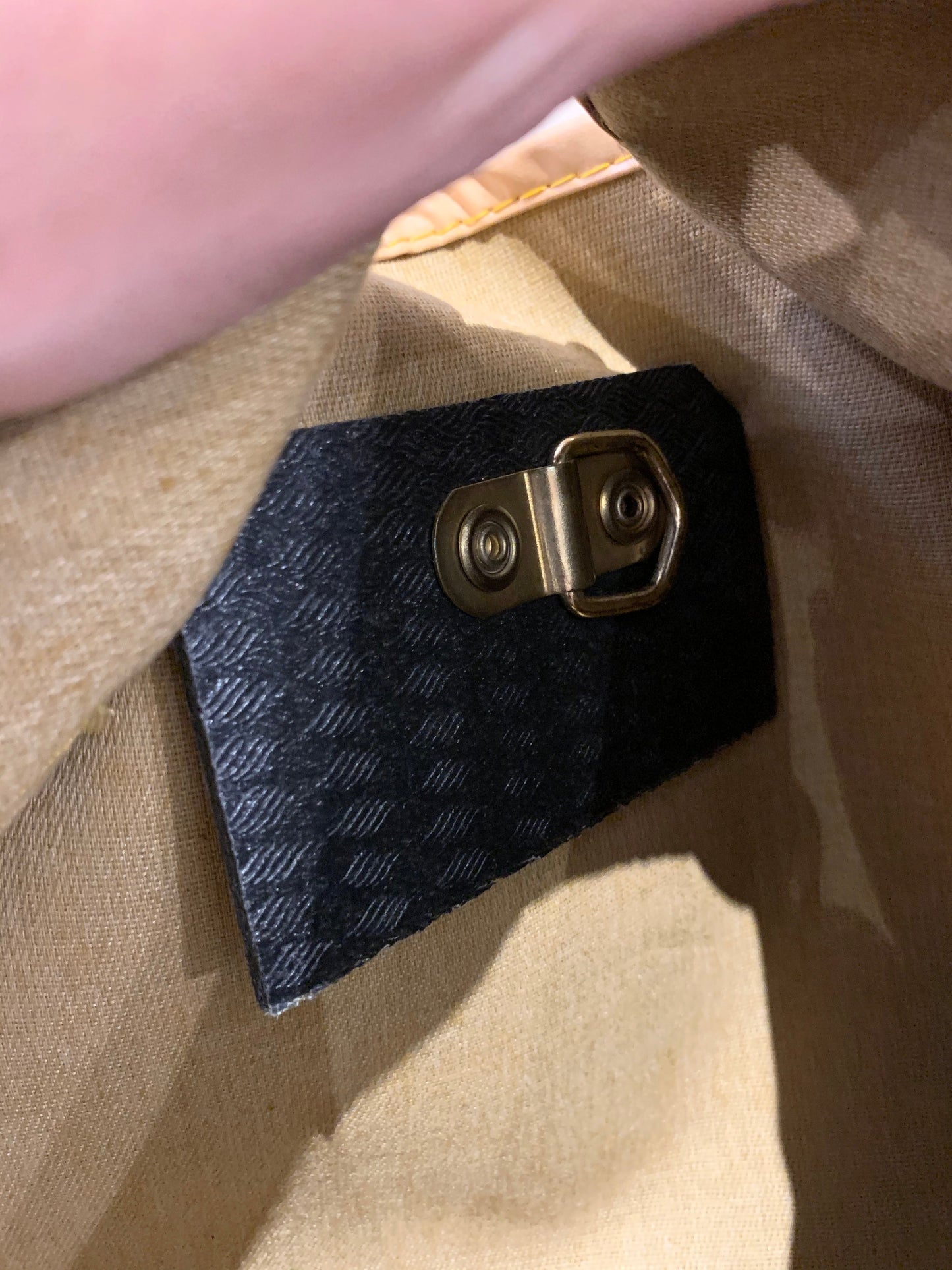 LOUIS VUITTON   Monogram Garment Cover