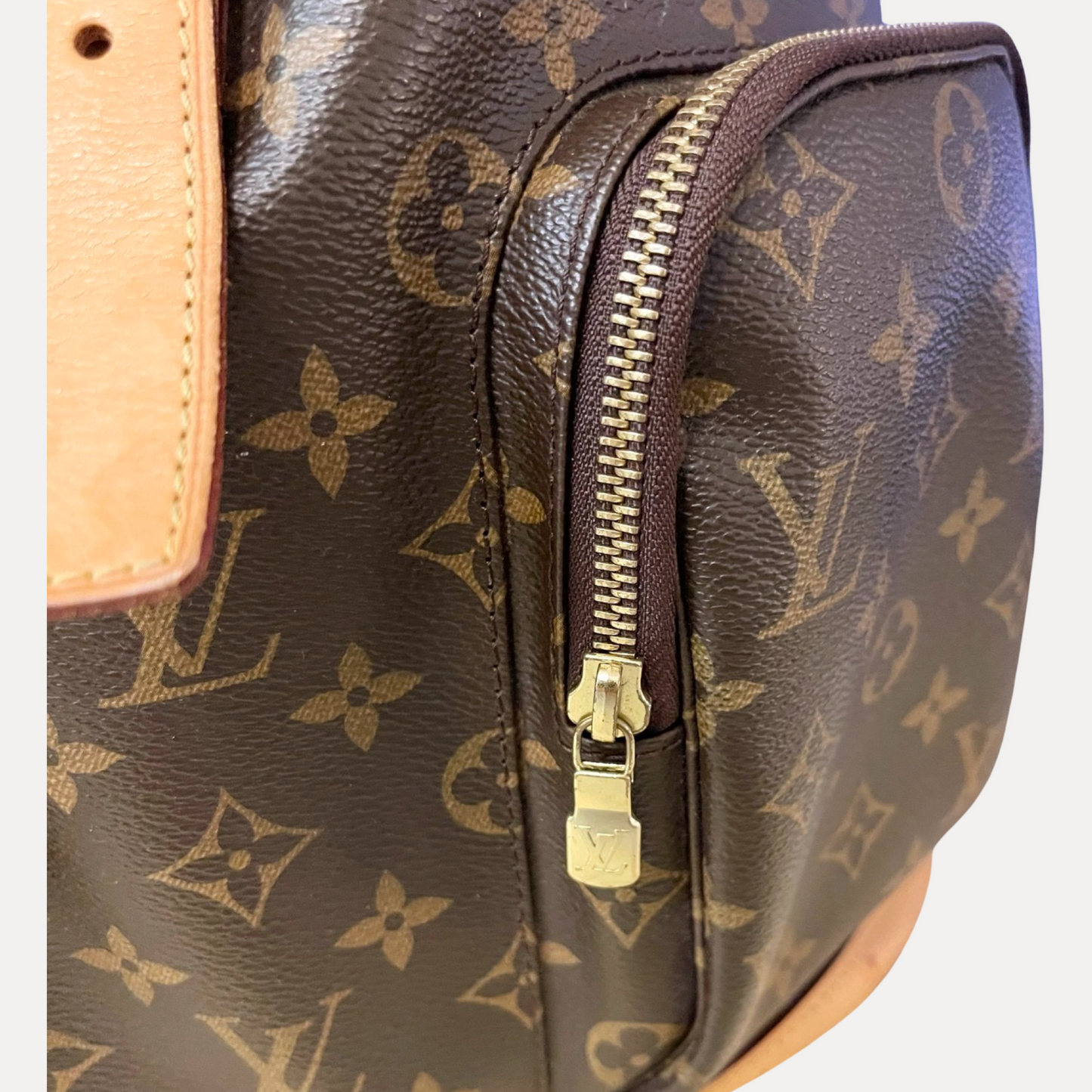 [ ] LOUIS VUITTON Monogram Bosphore Backpack