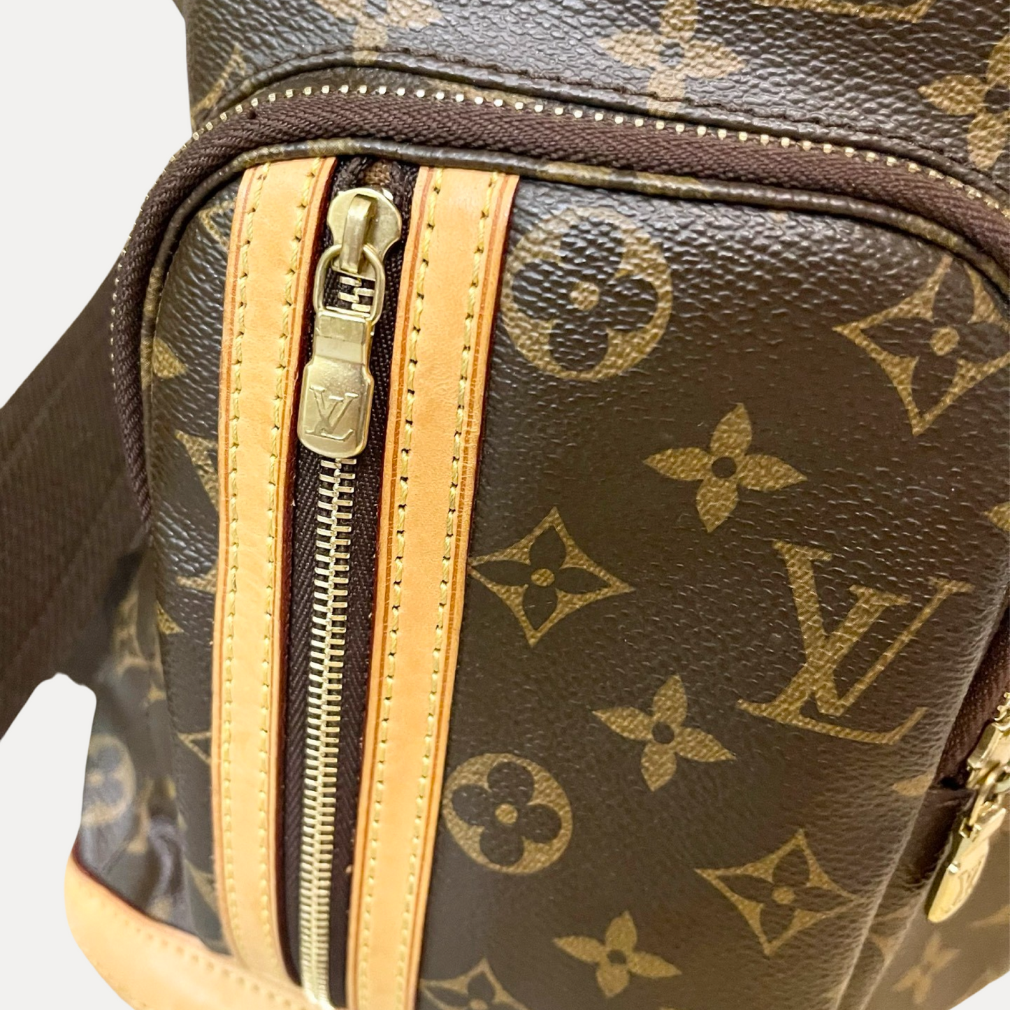 [ ] LOUIS VUITTON Monogram Bosphore Backpack