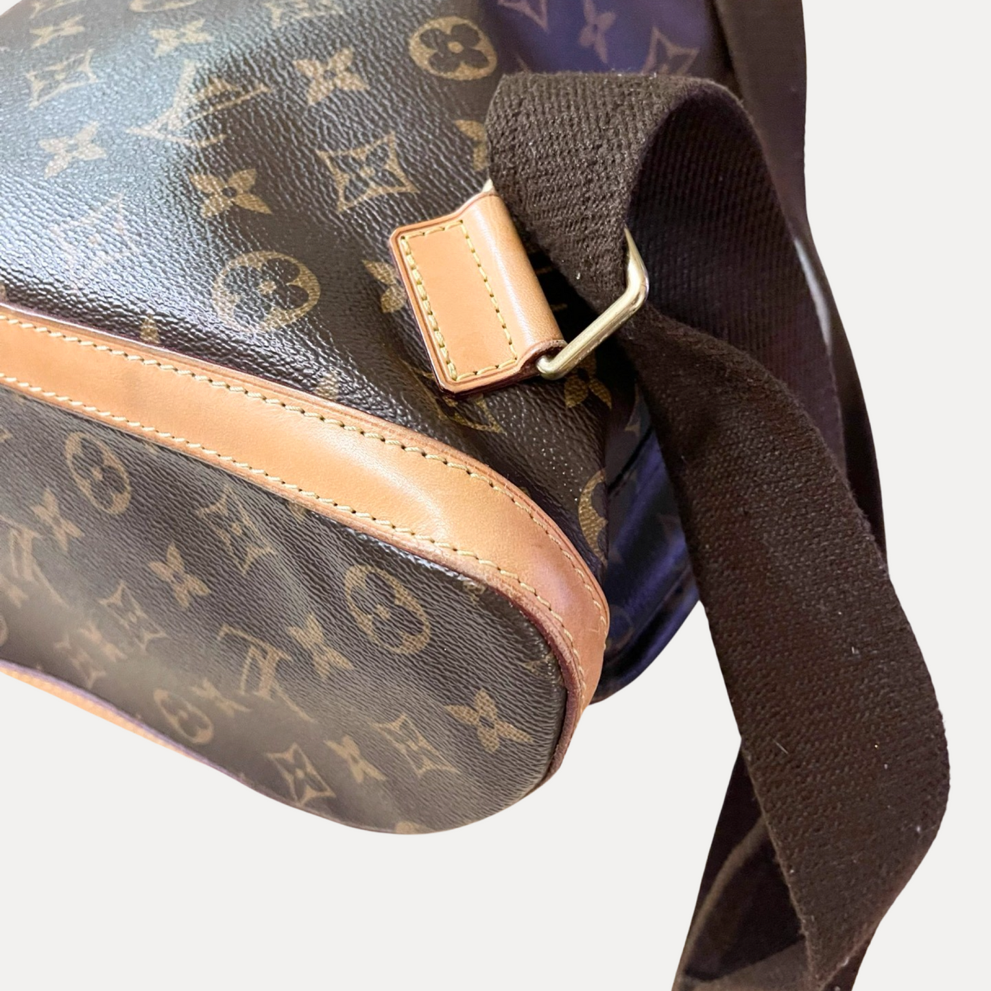 [ ] LOUIS VUITTON Monogram Bosphore Backpack
