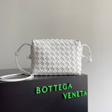 MINI LOOP CAMERA BAG 22 IN WHITE CALFSKIN Amelia Amelia