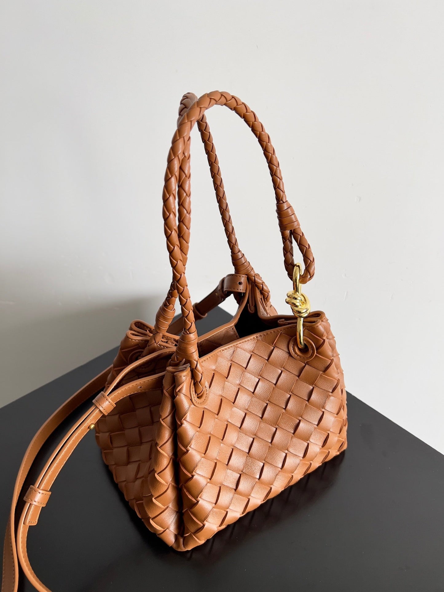 Amelia Small Parachute 21 Tan Lambskin Ghw
