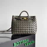 SMALL ANDIAMO 25 IN KAKI LAMBSKIN Amelia Amelia