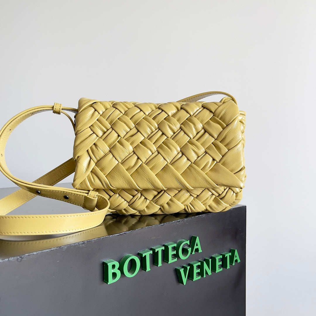 Amelia Small Rumple Messenger 21 Yellow Lambskin Shw