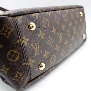 Louis Vuitton Monogram Pallas Leather Shoulder Bag
