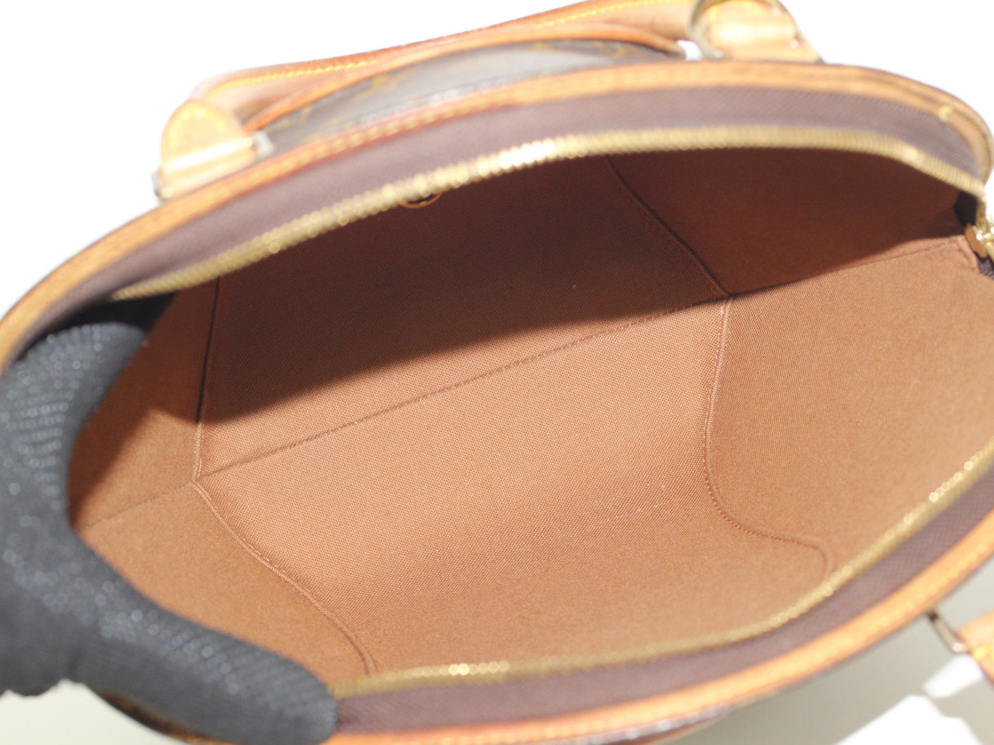 Louis Vuitton Ellipse PM Monogram Handbag