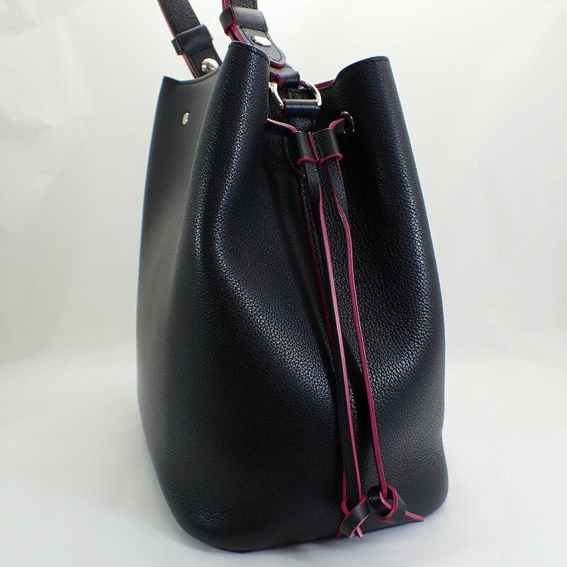 Louis Vuitton Leather LockMe Bucket Shoulder Bag Black