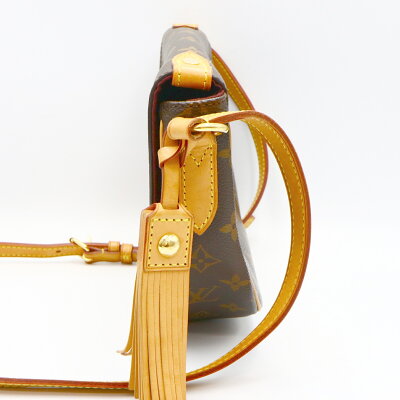 Louis Vuitton Saint Cloud Monogram Shoulder Bag