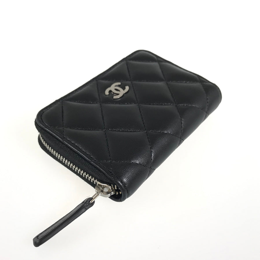 CHANEL Matelasse Zip Around SilverHardware coin purse