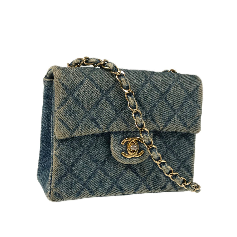 CHANEL Single Chain Gold Hardware Shoulder Bag