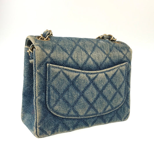 CHANEL Single Chain Gold Hardware Shoulder Bag