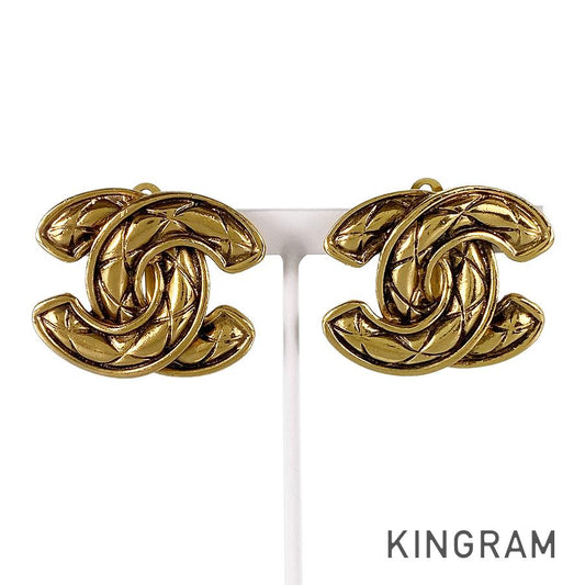 CHANEL Earring