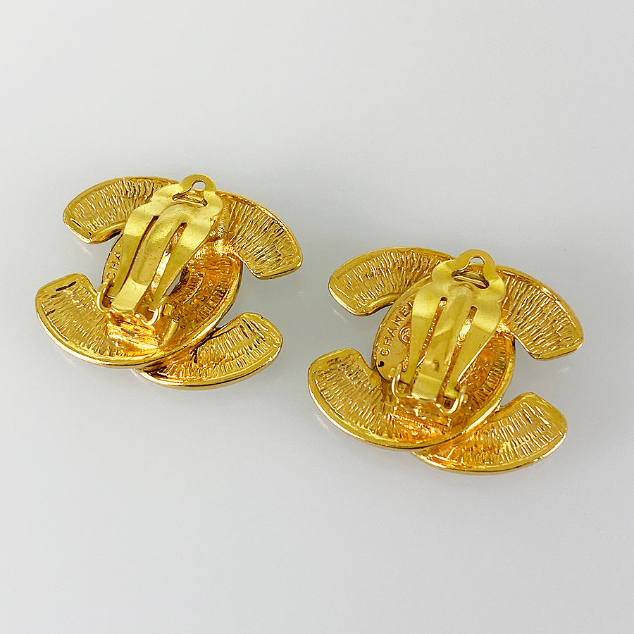 CHANEL Earring