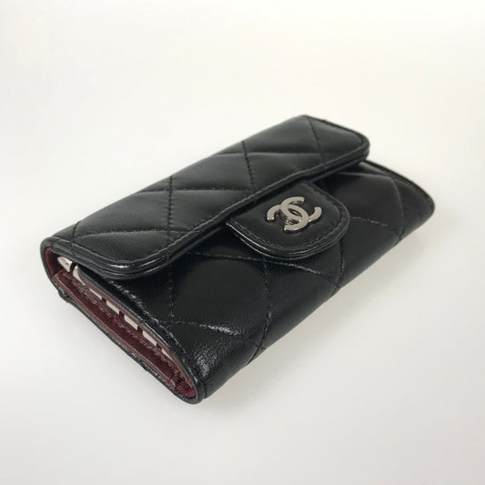 CHANEL Matelasse Key case