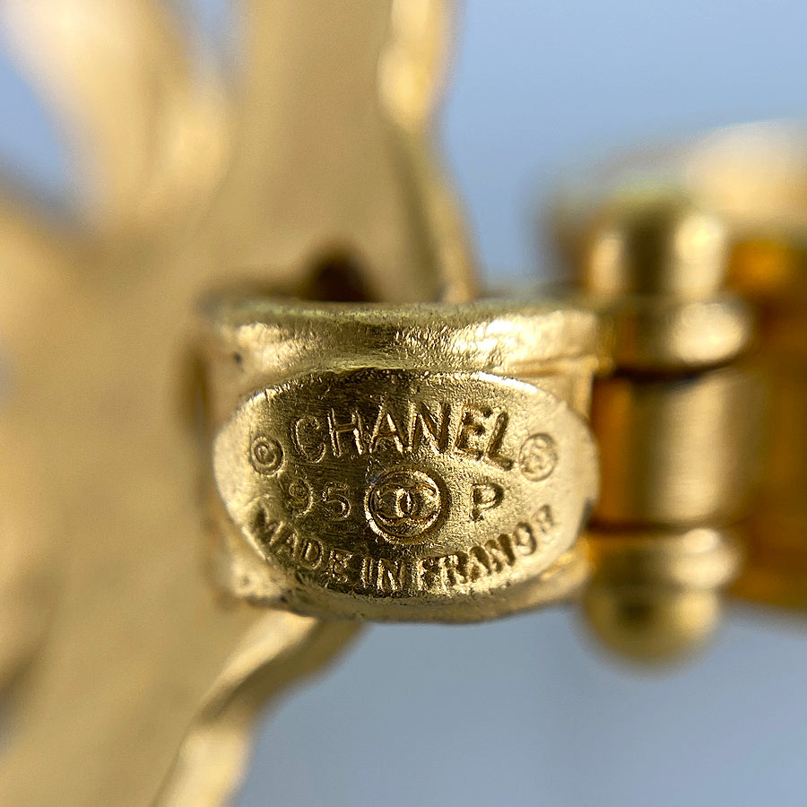 CHANEL Earring