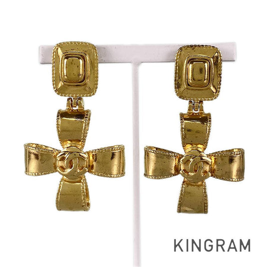 CHANEL Earring