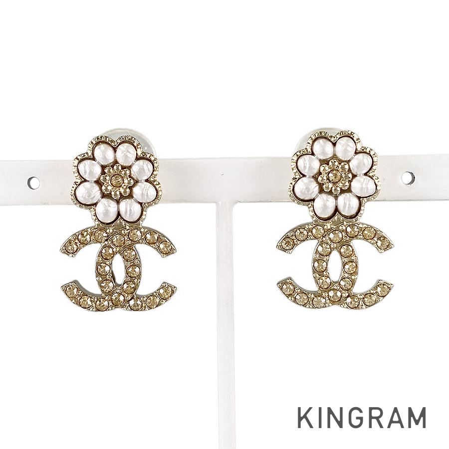 CHANEL Earring