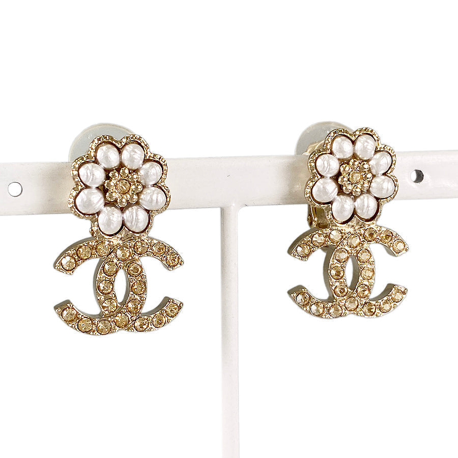 CHANEL Earring