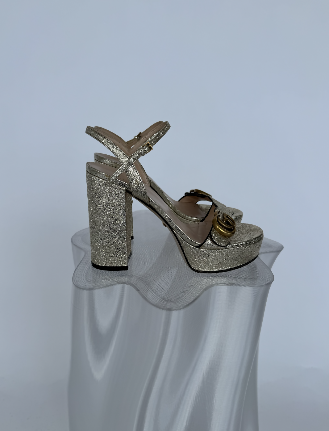 Gucci Marmont GG logo heel Metallic gold leather