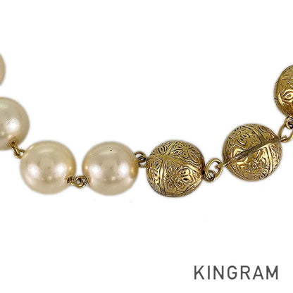 CHANEL Long necklace