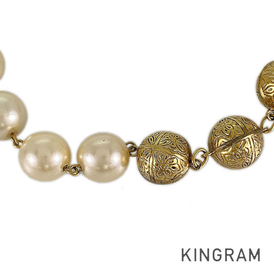CHANEL Long necklace