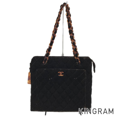 CHANEL Matelasse Shoulder bag