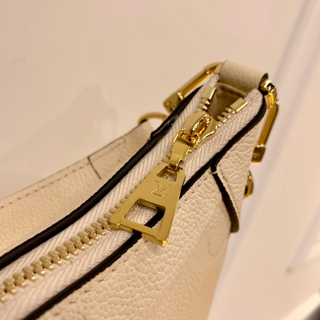 M46099 Bagatelle Monogram Empreinte milk white 22cm