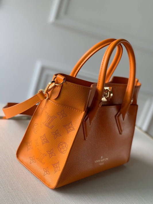 M57728 ON MY SIDE PM Monogram 25cm orange