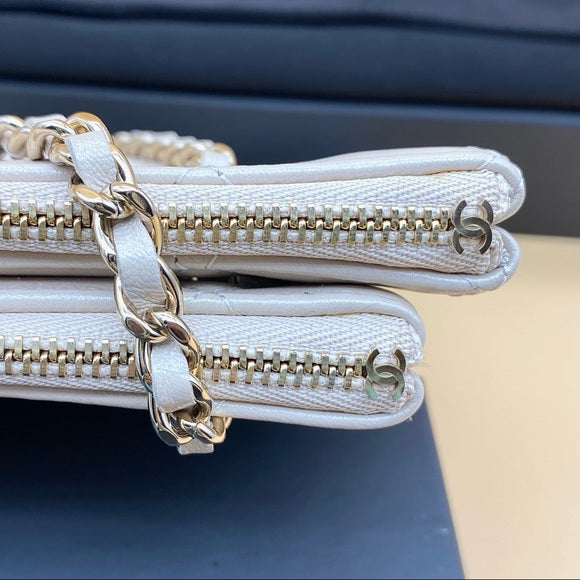 CHANEL 2020SS Pouch on Chain multiple-way bag